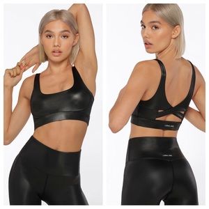 Lorna Jane Wet Sports Bra in small size, black